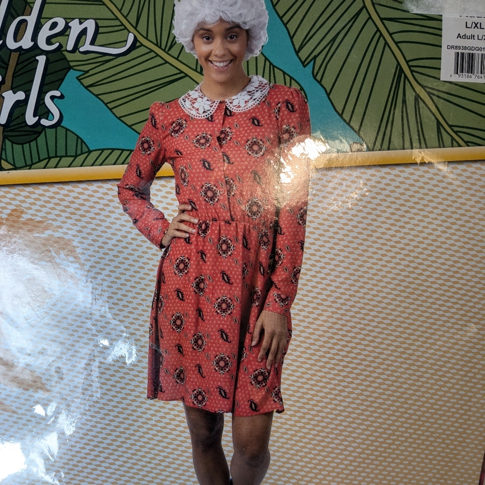Golden Girls Sophia Petrillo Costume - Picture 2 of 3